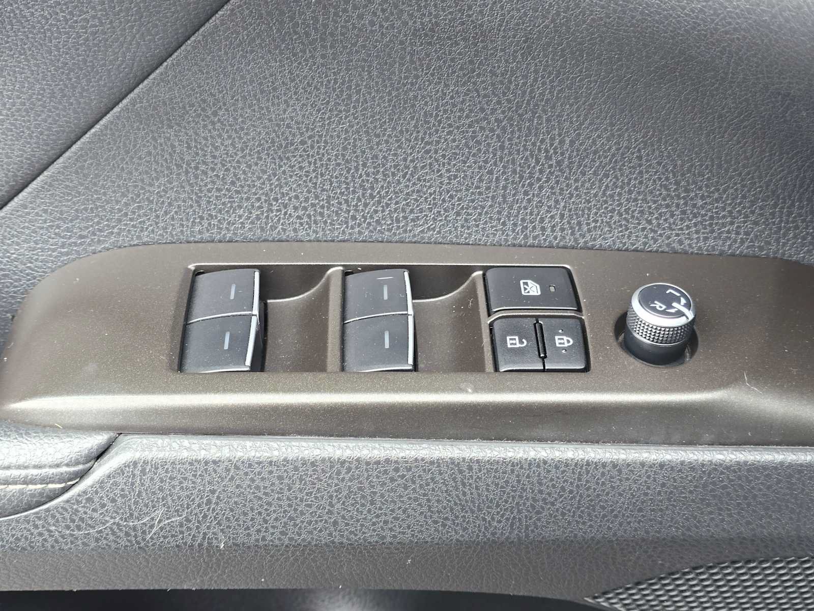 Used 2024 Toyota Camry XSE FWD image 26