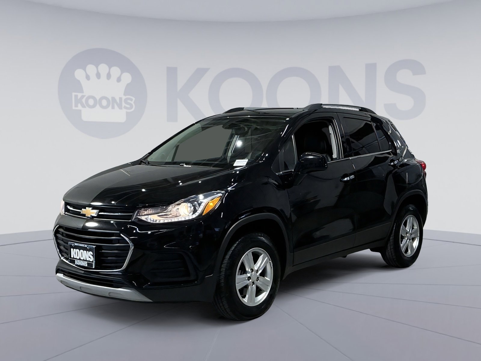 Used 2019 Chevrolet Trax LT w/ LT Convenience Package AWD/4WD image 1
