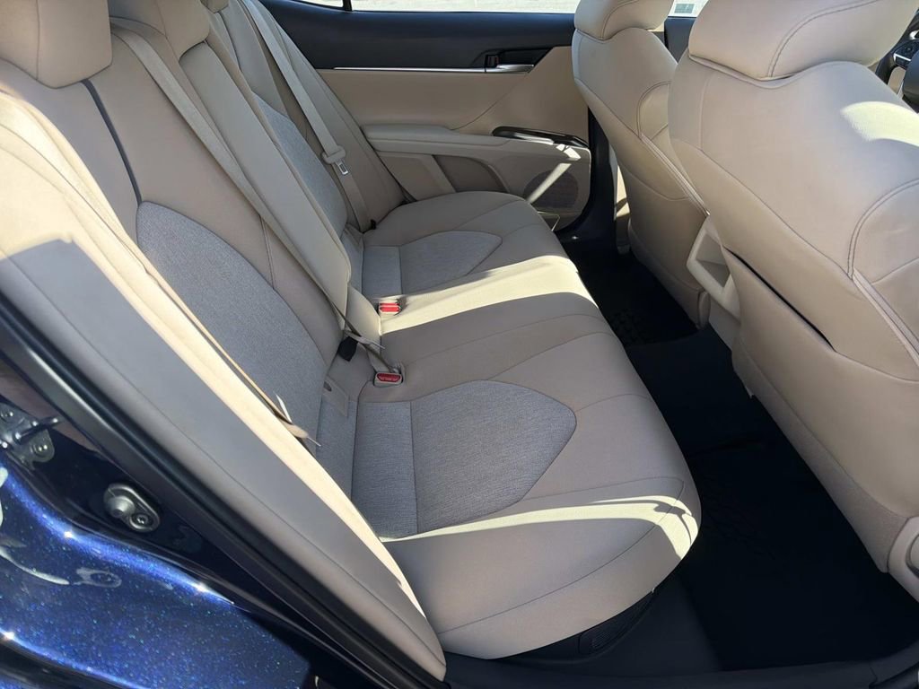 Used 2021 Toyota Camry LE image 21