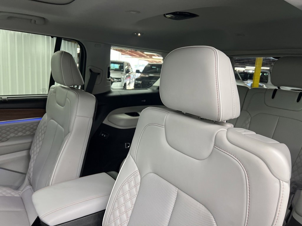 Used 2022 Jeep Grand Cherokee L Summit w/ Advanced Protech Group IV image 12