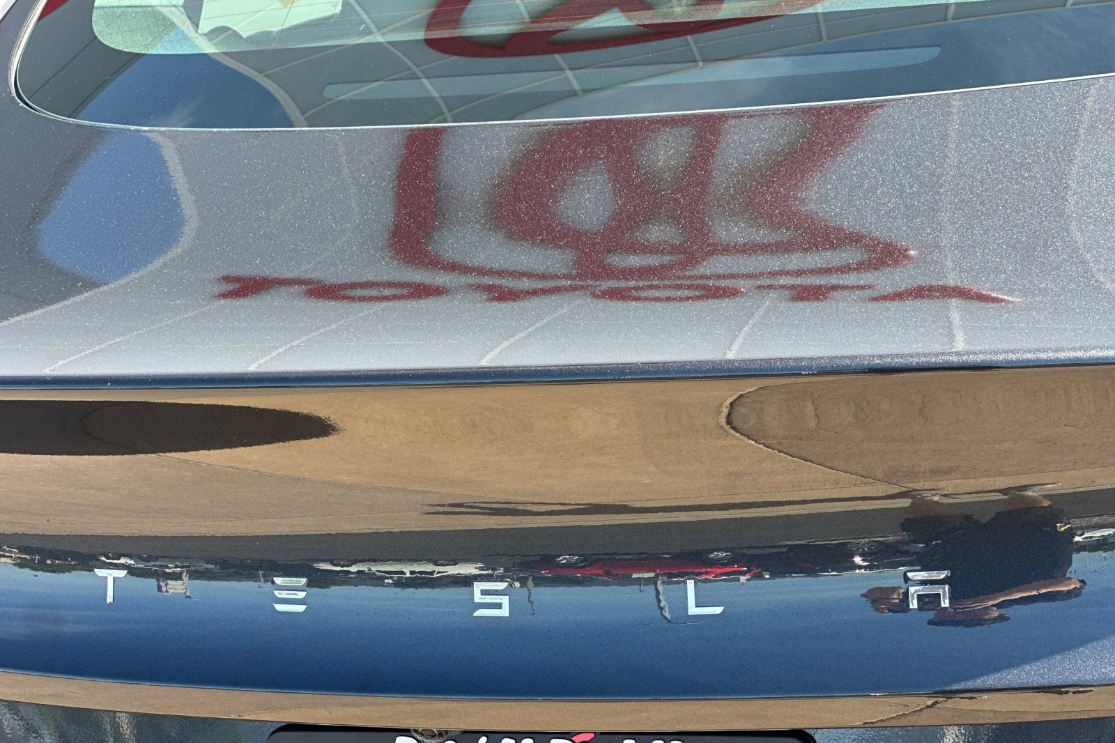 Used 2024 Tesla Model 3 Standard Range RWD image 31