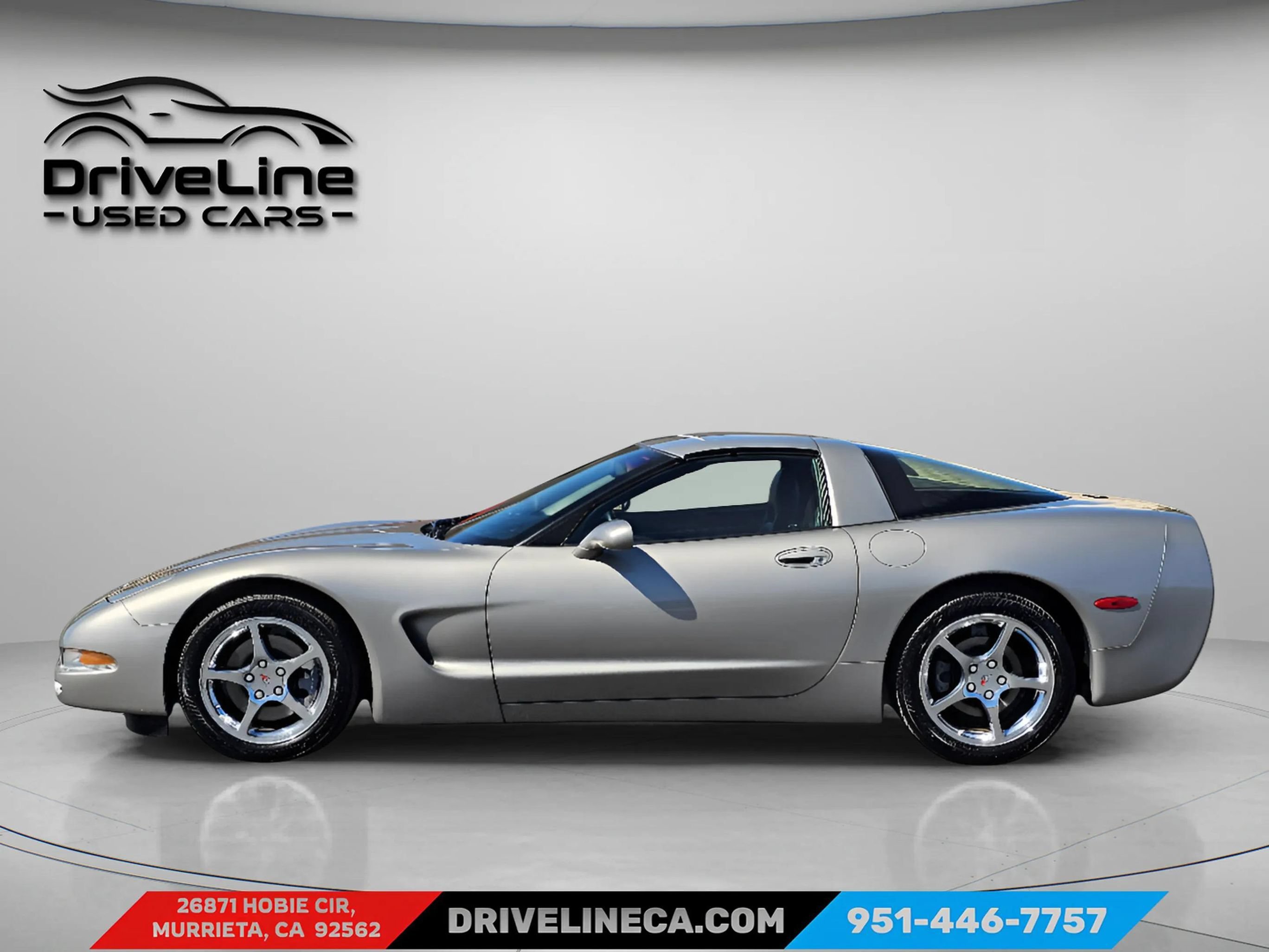 Used 2002 Chevrolet Corvette Coupe w/ Preferred Equipment Group2 RWD image 12