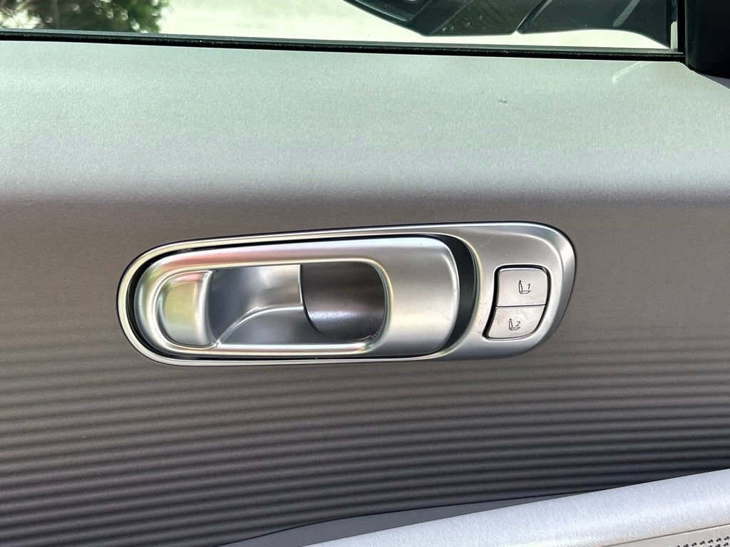 Used 2023 Hyundai Ioniq 6 Limited RWD image 18