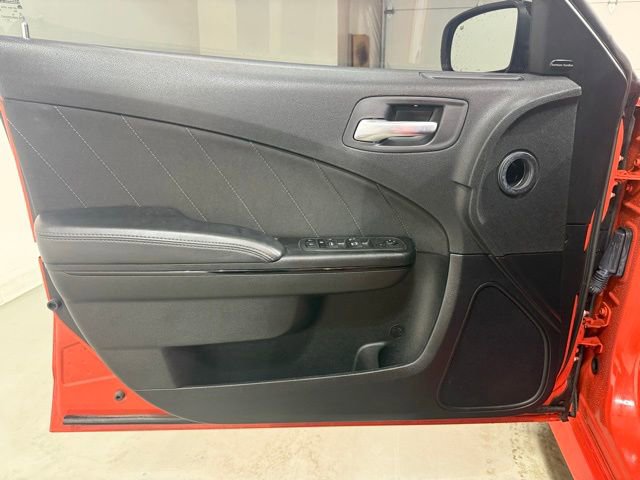 Used 2023 Dodge Charger R/T w/ Harman/Kardon Audio Group image 9
