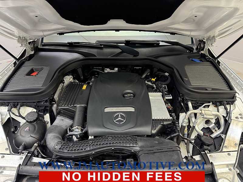 Used 2019 Mercedes-Benz GLC 300 4MATIC image 10