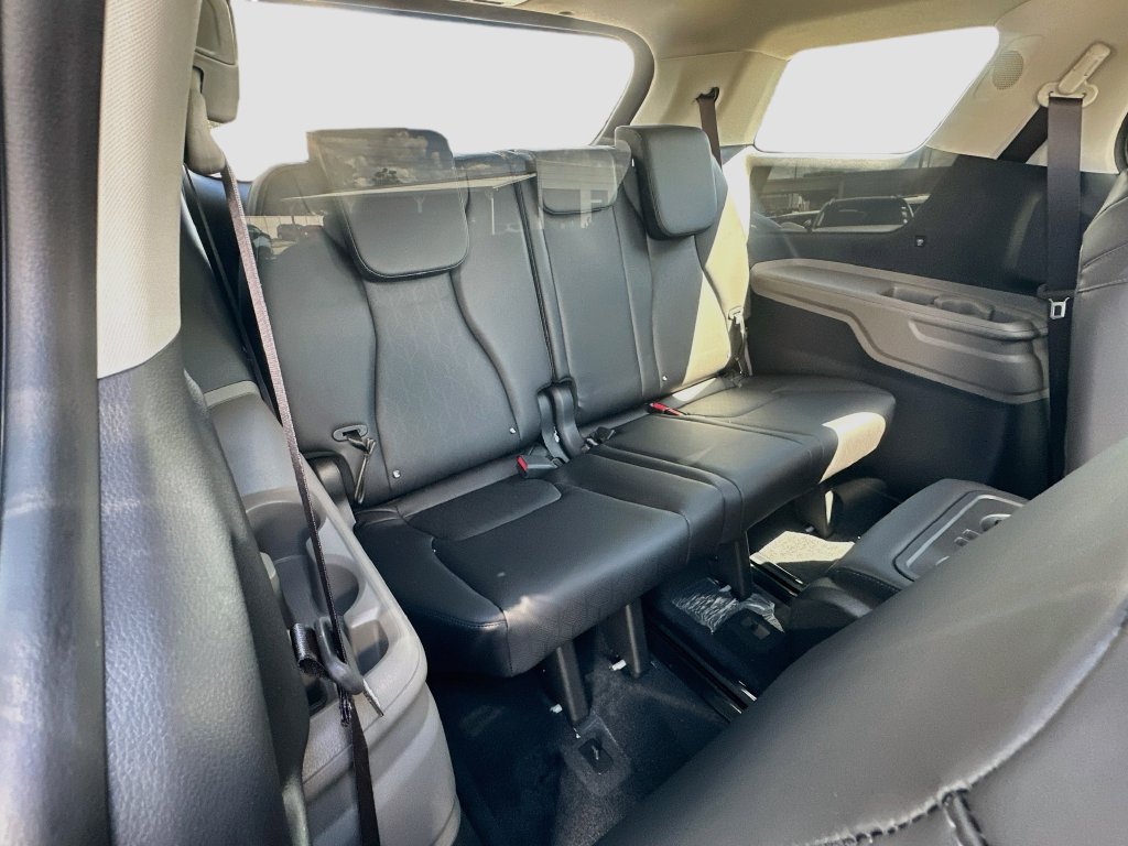 New 2027 Kia Carnival FWD image 27