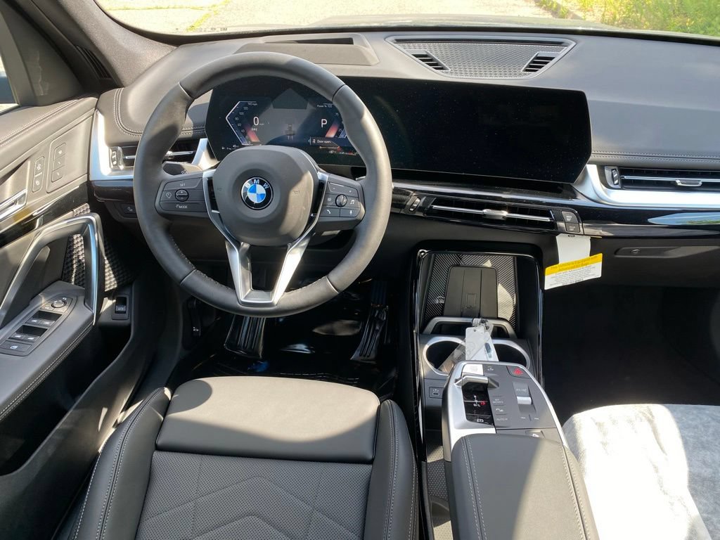 New 2026 BMW X1 xDrive28i w/ Technology Package AWD/4WD image 9