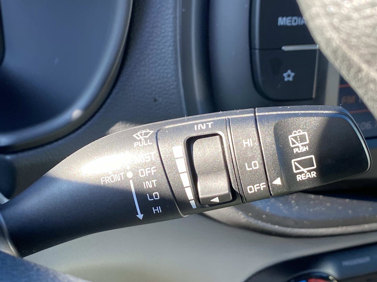 Used 2025 Kia Soul LX image 20