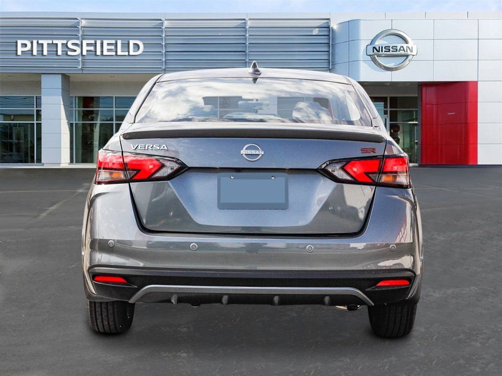 New 2025 Nissan Versa SR w/ Trunk Package image 3