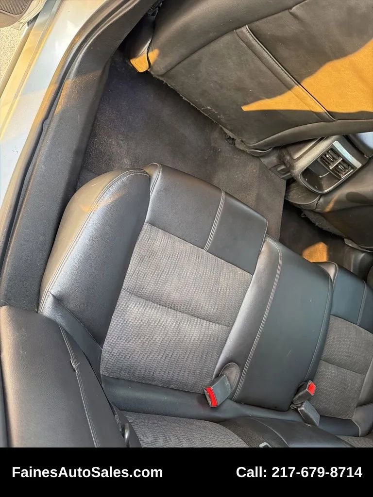 Used 2017 Chevrolet Impala LT image 21