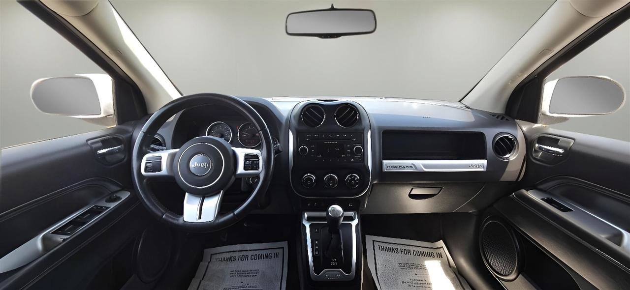 Used 2016 Jeep Compass High Altitude AWD/4WD image 15