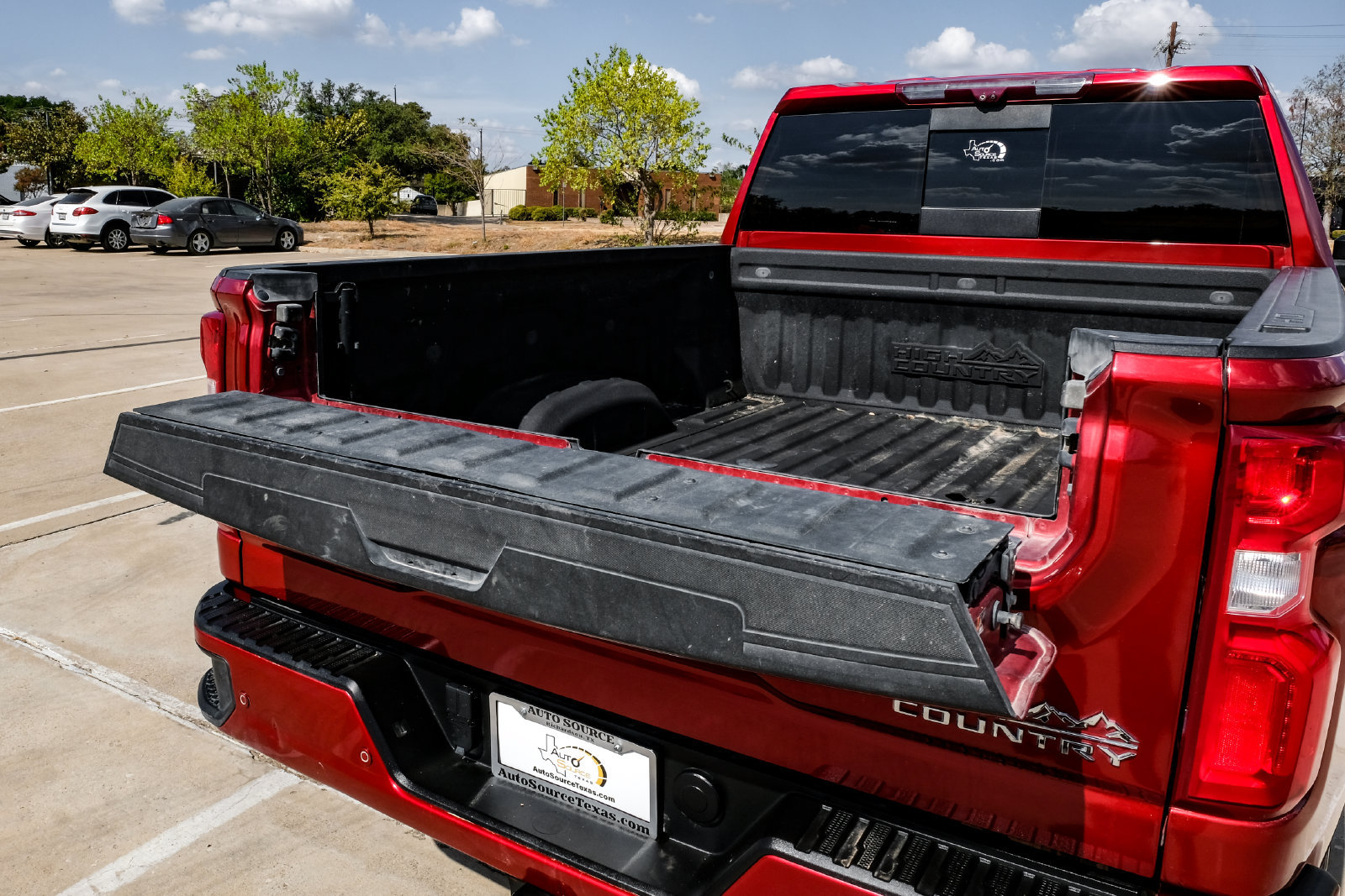 Used 2023 Chevrolet Silverado 2500 High Country w/ Technology Package AWD/4WD image 69