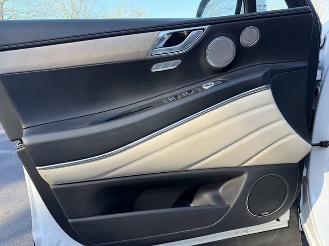 Used 2023 Genesis GV80 2.5T w/ Prestige 20" Package image 9