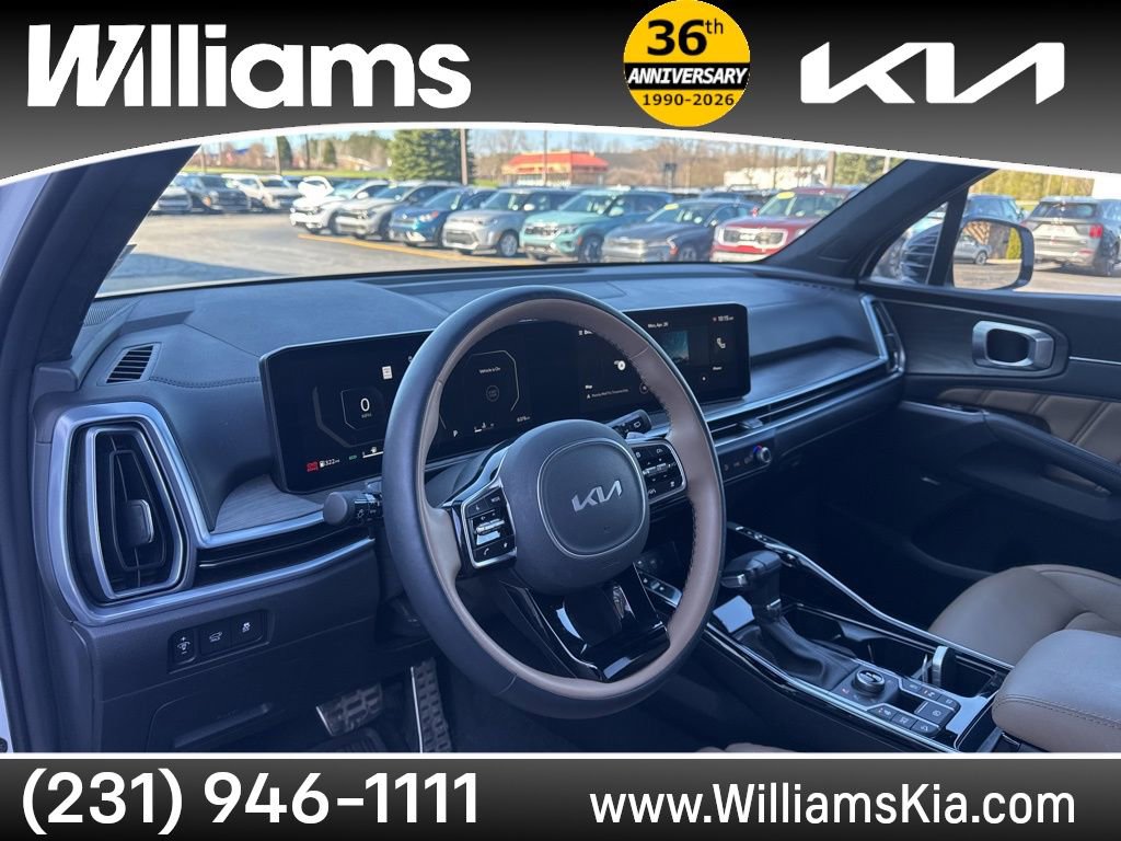 Used 2025 Kia Sorento SX Prestige w/ Olive Brown Leather Package AWD/4WD image 27