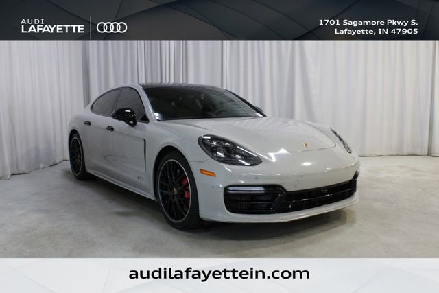 Used 2019 Porsche Panamera GTS image 1