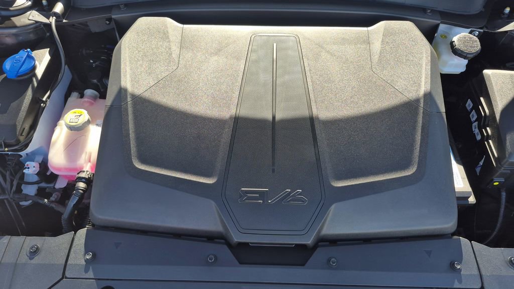 New 2025 Kia EV6 Light w/ Light LR Technology Package image 17