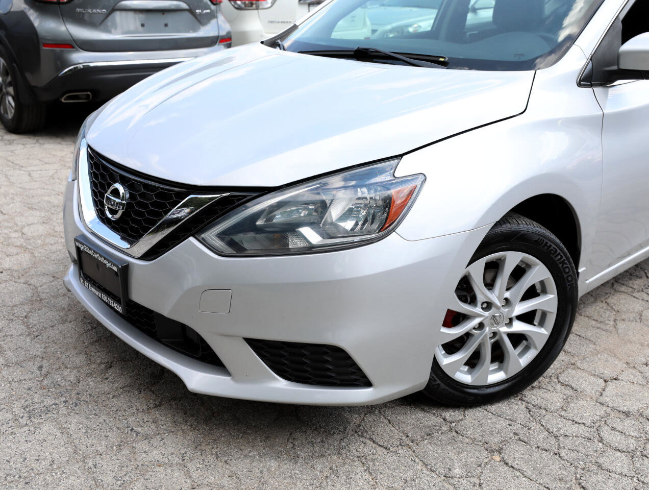 Used 2018 Nissan Sentra SV image 2