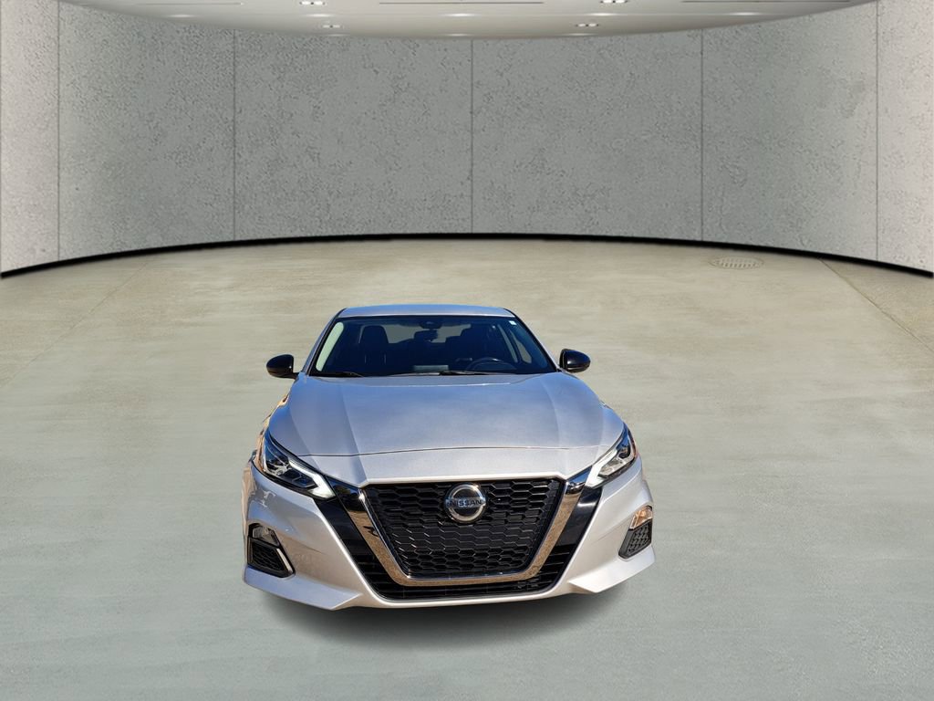 Used 2022 Nissan Altima 2.5 SR image 2