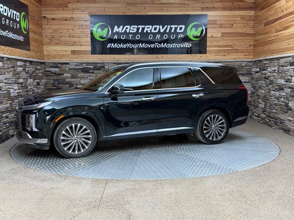 Used 2023 Hyundai Palisade Calligraphy w/ Cargo Package image 5