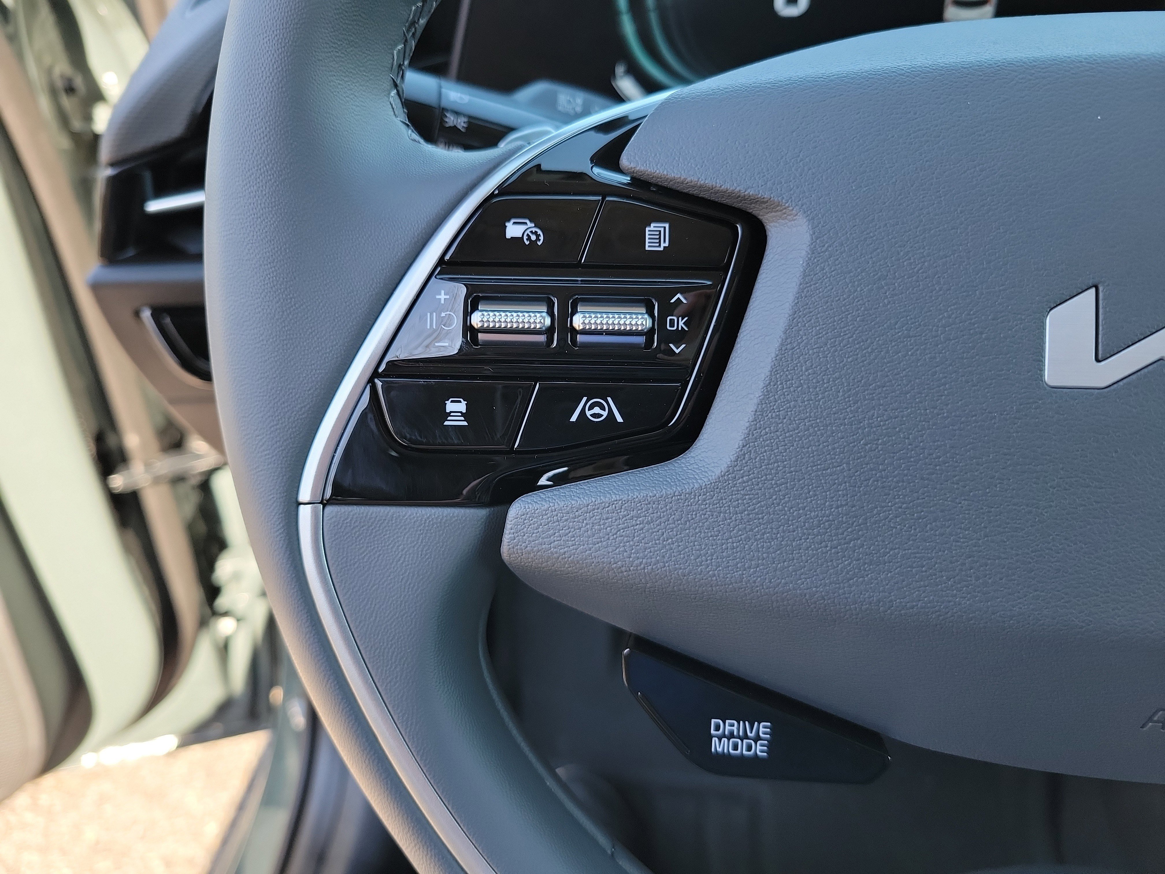 New 2026 Kia Niro EX w/ EX Premium Package FWD image 15
