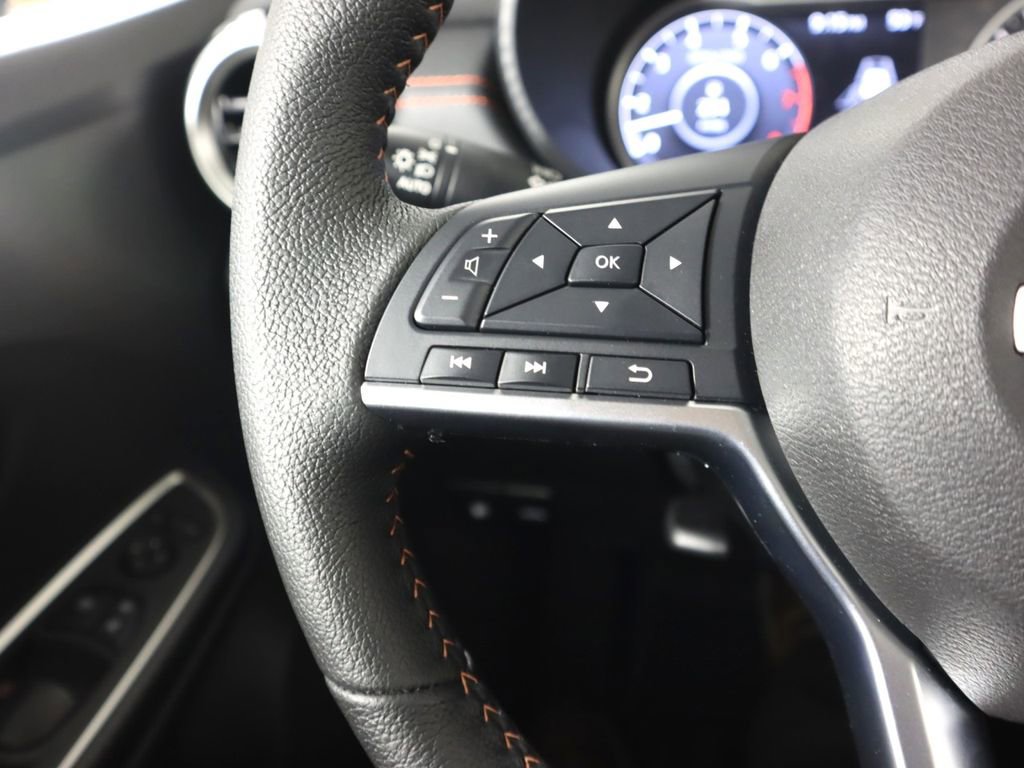 Certified 2025 Nissan Versa SR w/ Trunk Package image 16