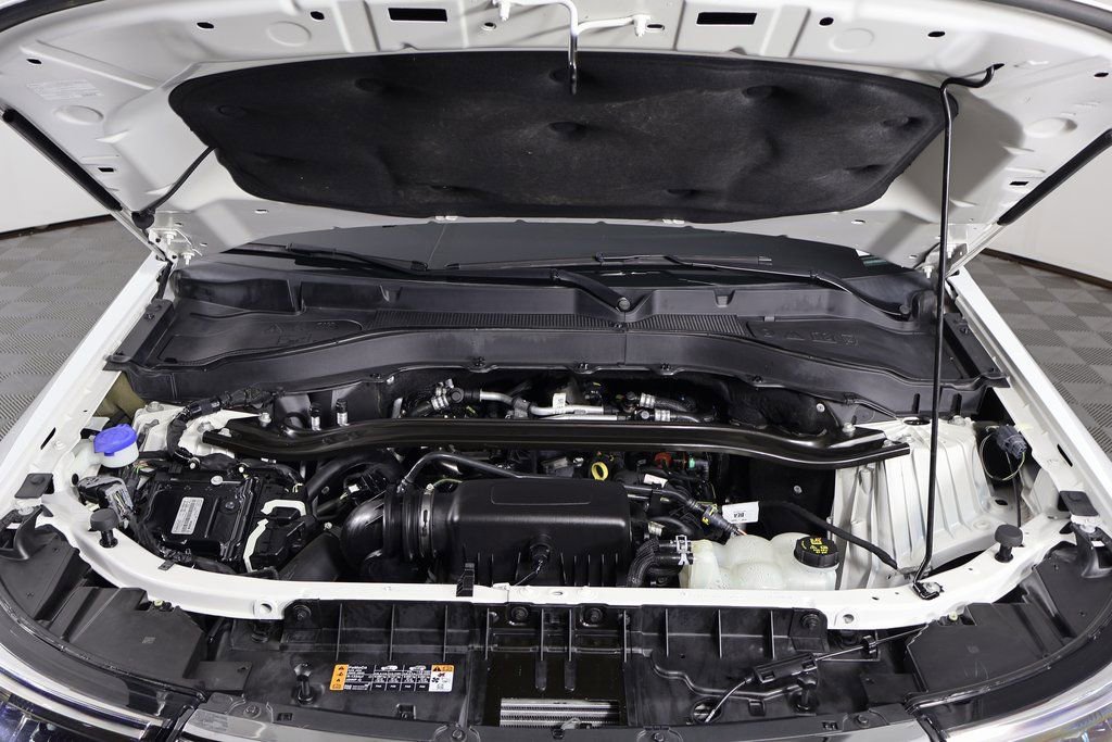 Used 2022 Ford Explorer Limited image 16