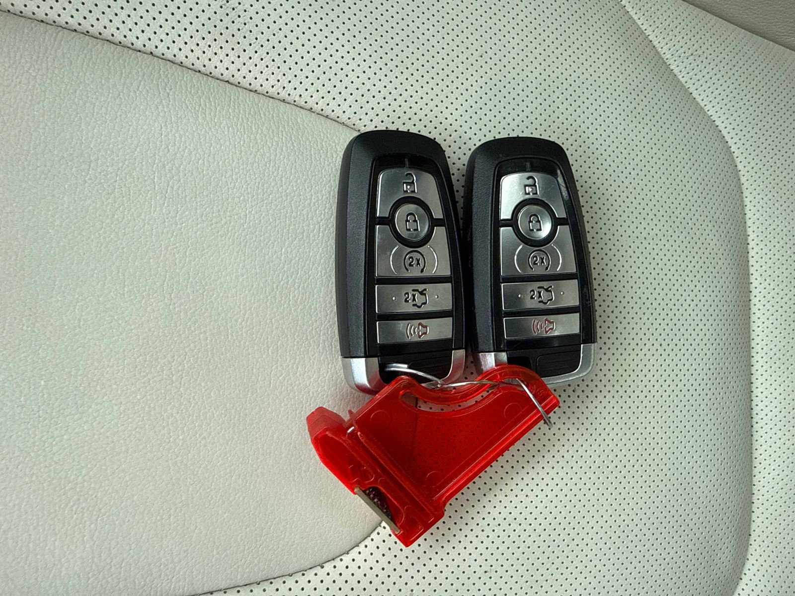 Used 2017 Ford Edge Titanium w/ Equipment Group 301A FWD image 56