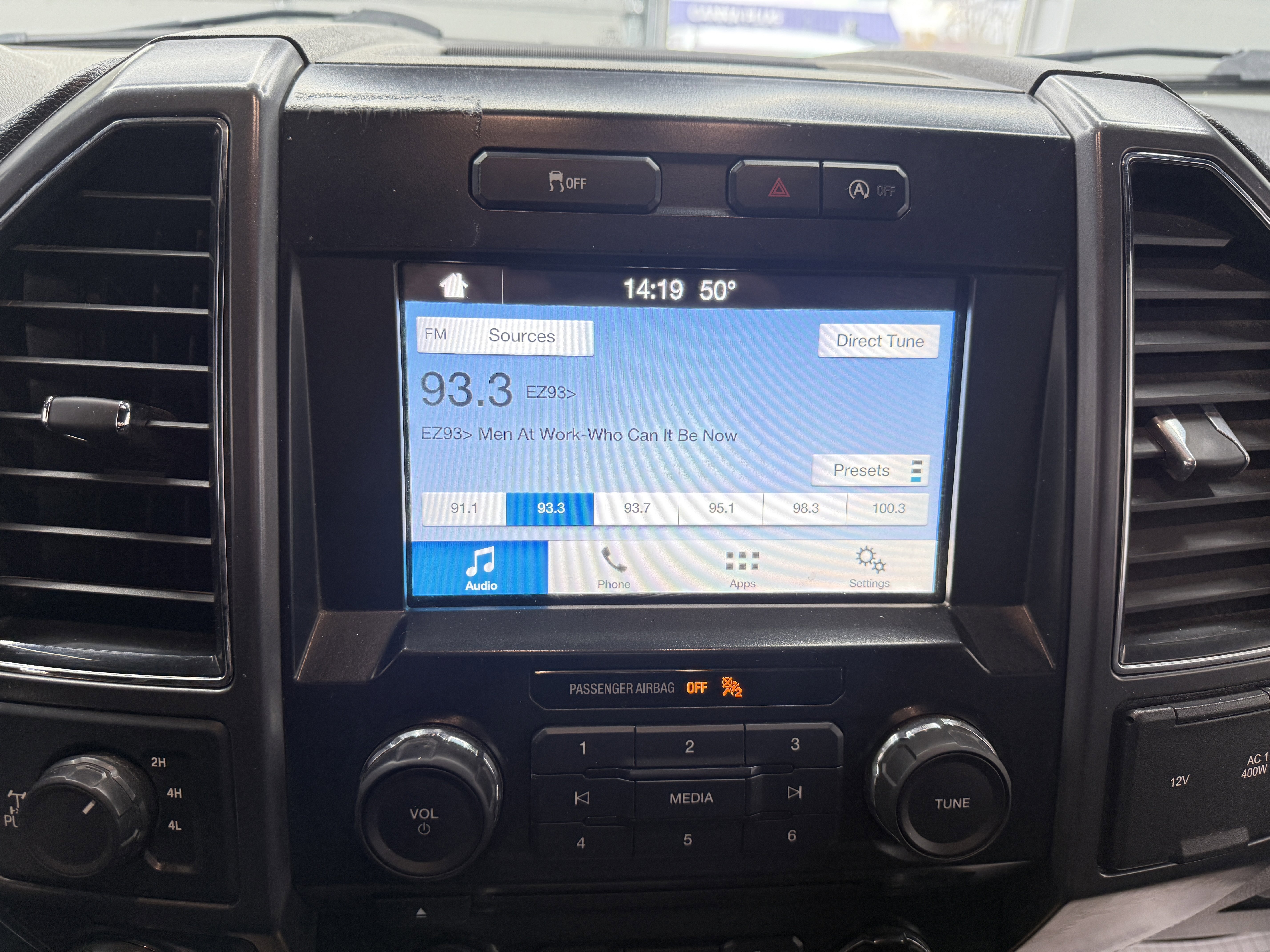 Used 2017 Ford F150 XLT w/ Equipment Group 302A Luxury image 17