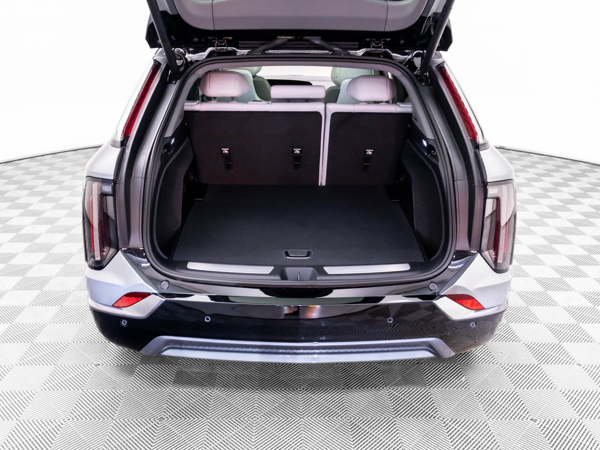 New 2026 Cadillac Optiq Sport 1 AWD/4WD image 33