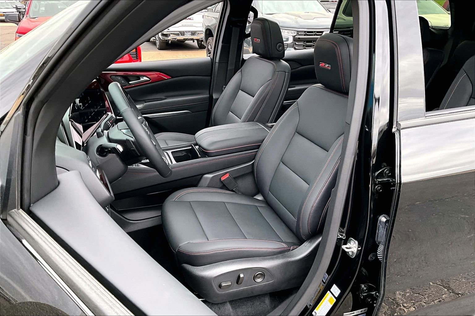 Used 2026 Chevrolet Traverse Z71 w/ Enhanced Driving Package image 27