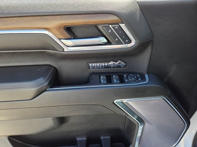 Certified 2023 Chevrolet Silverado 1500 High Country AWD/4WD image 17