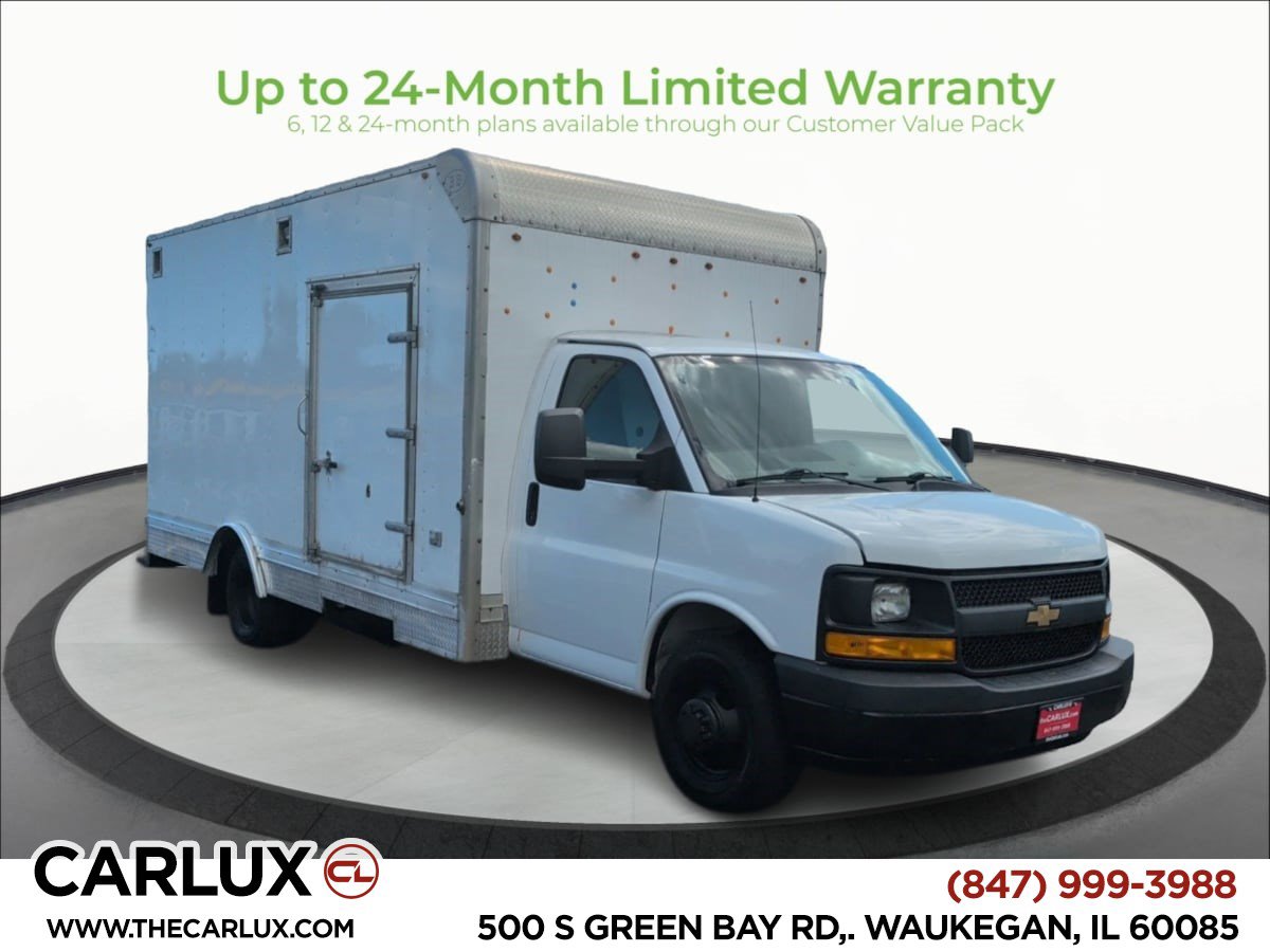 Used 2016 Chevrolet Express 4500 RWD image 1