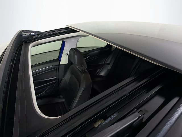 Used 2023 Volkswagen Jetta SE image 14