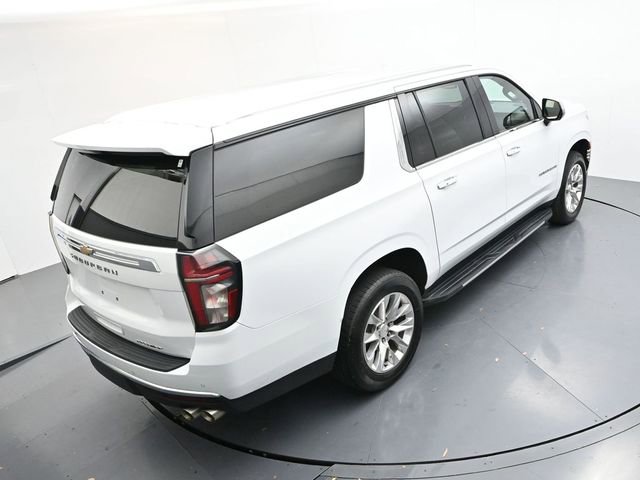 Used 2023 Chevrolet Suburban Premier image 41