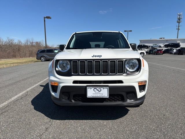 Used 2023 Jeep Renegade Latitude image 3