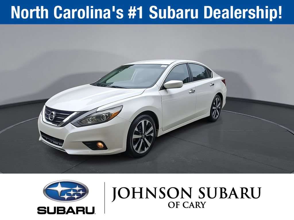 Used 2017 Nissan Altima 2.5 SR FWD image 9