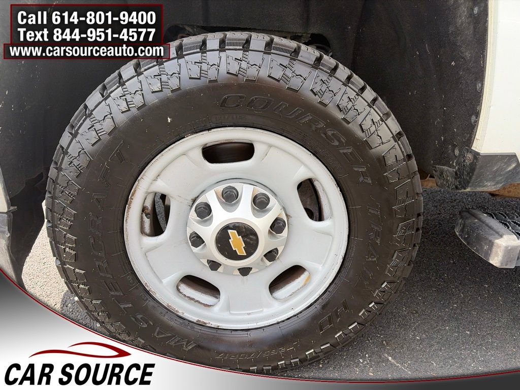 Used 2017 Chevrolet Silverado 2500 LT AWD/4WD image 24