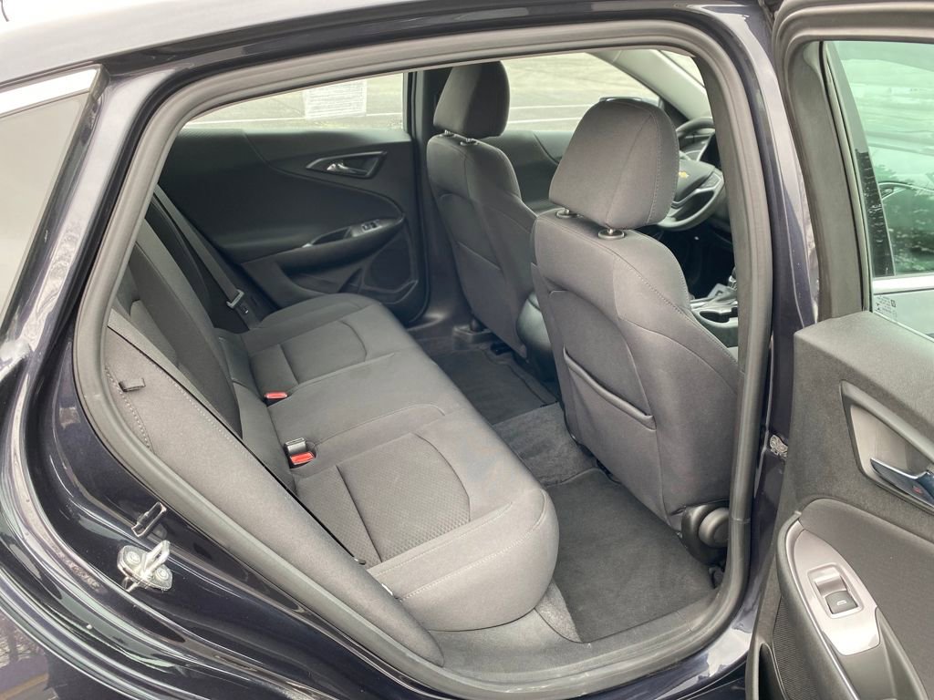 Used 2023 Chevrolet Malibu LS image 15
