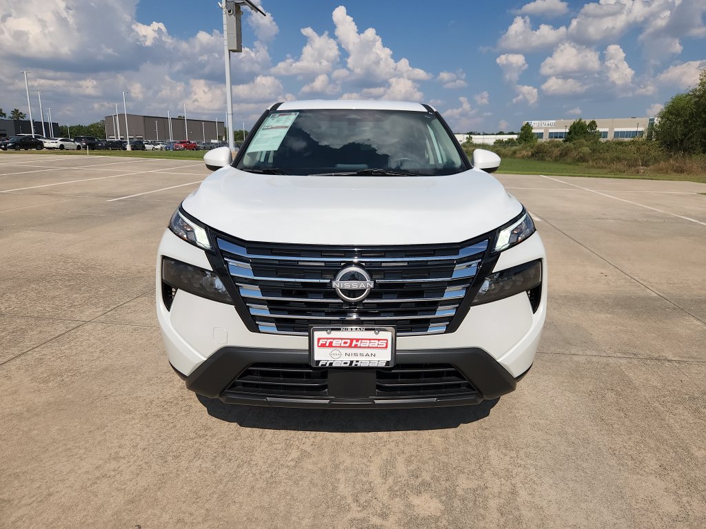 Used 2026 Nissan Rogue SV w/ Cold Weather Package AWD/4WD image 11