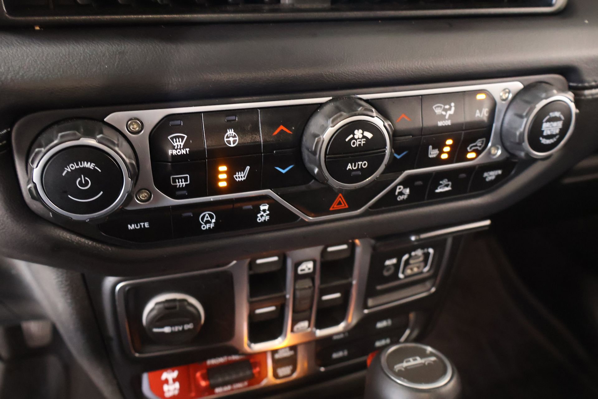 Used 2025 Jeep Gladiator Rubicon image 8