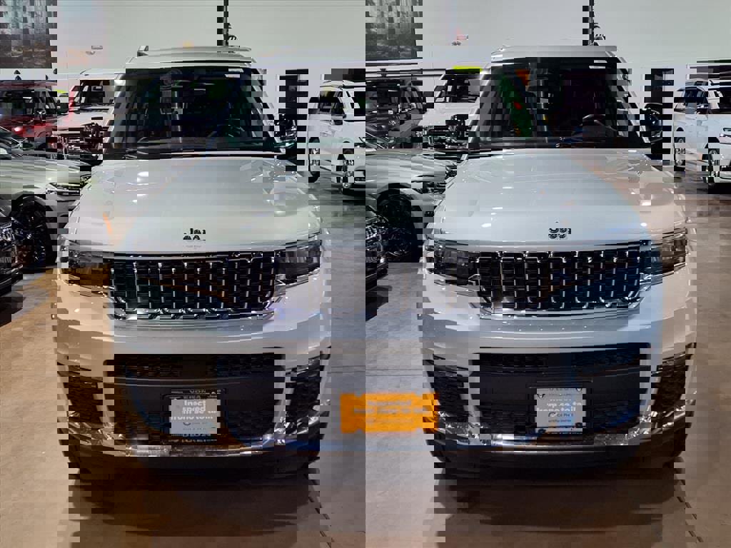 Certified 2021 Jeep Grand Cherokee L Limited image 2