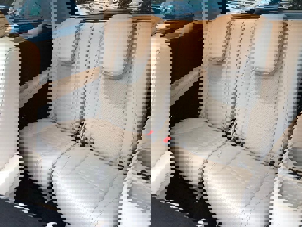 Certified 2022 Mercedes-Benz GLS 450 4MATIC image 37