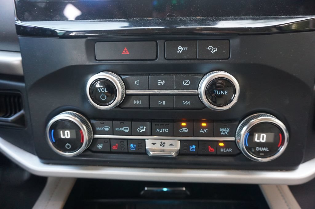 Used 2022 Ford Expedition Max XLT AWD/4WD image 12