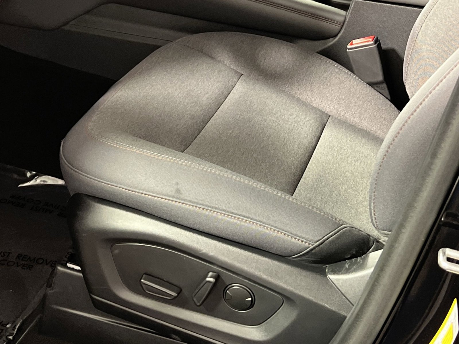 Used 2025 Ford Explorer Active RWD image 15