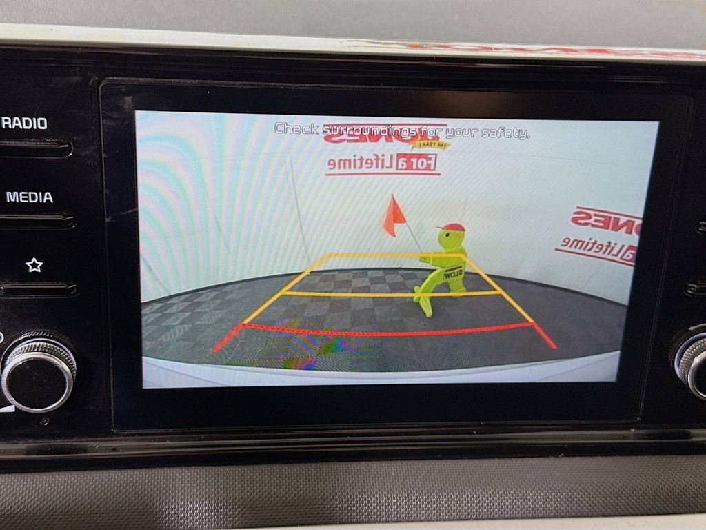 Used 2022 Kia K5 LXS image 5