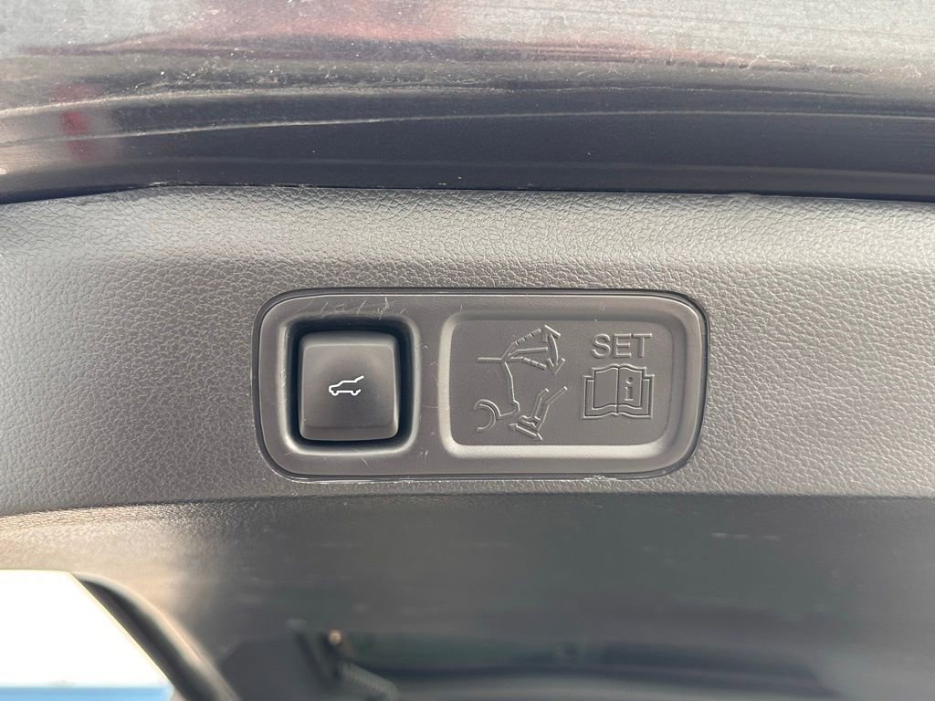 Certified 2023 Ford Expedition Limited image 19