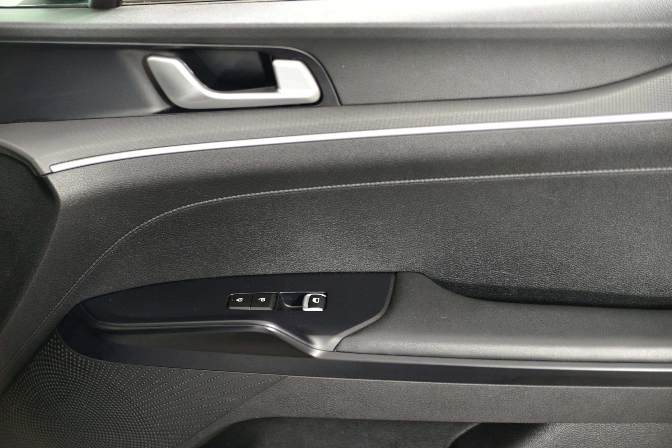 Used 2021 Kia K5 LXS image 9