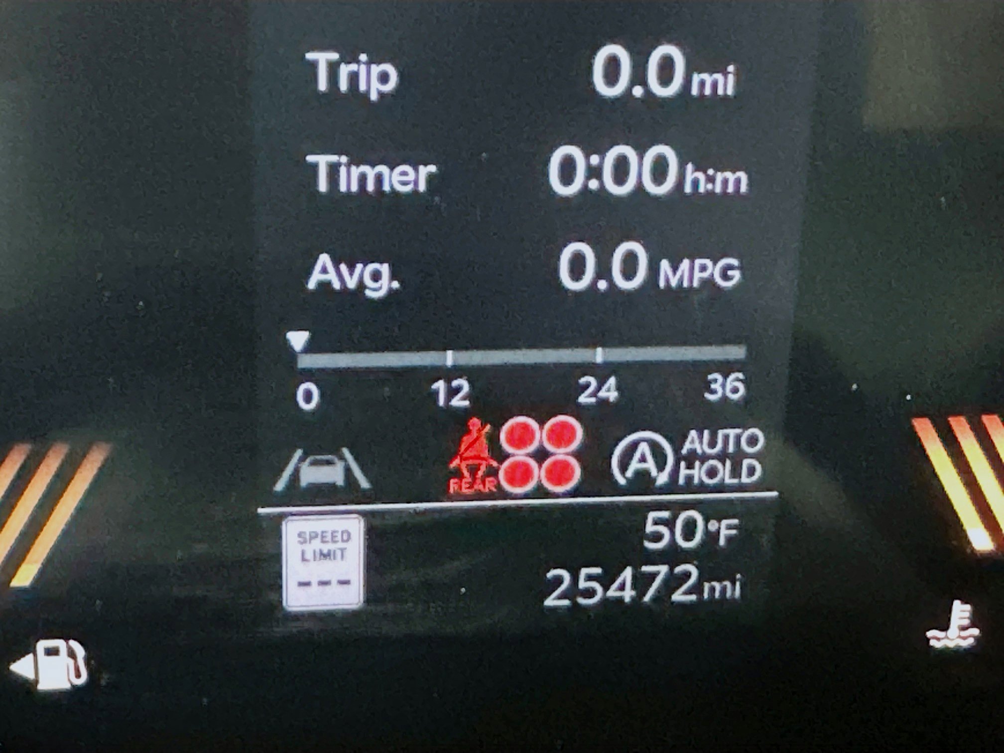 Used 2025 Kia Sorento EX w/ Panoramic Sunroof Package image 19