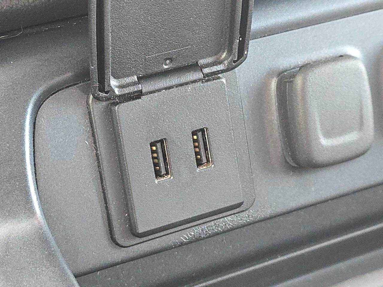 Used 2016 GMC Sierra 1500 SLT w/ SLT Premium Package image 22