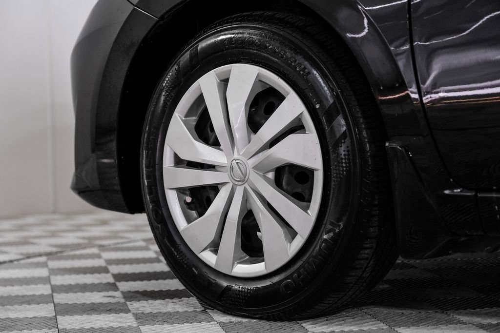 Used 2024 Nissan Versa S w/ Trunk Package image 52